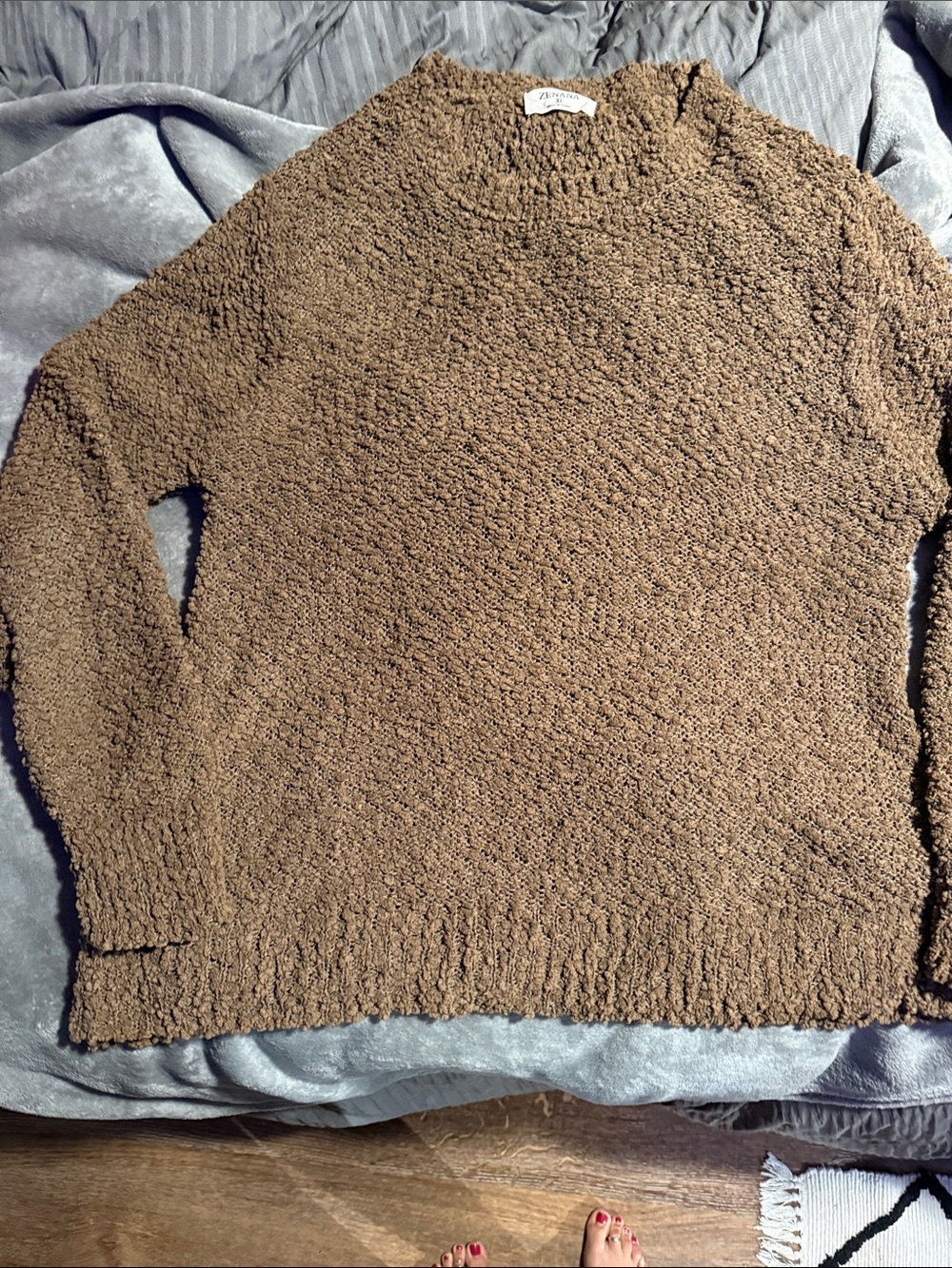 Zenana Outfitters Taupe Popcorn Knit Crewneck Sweater